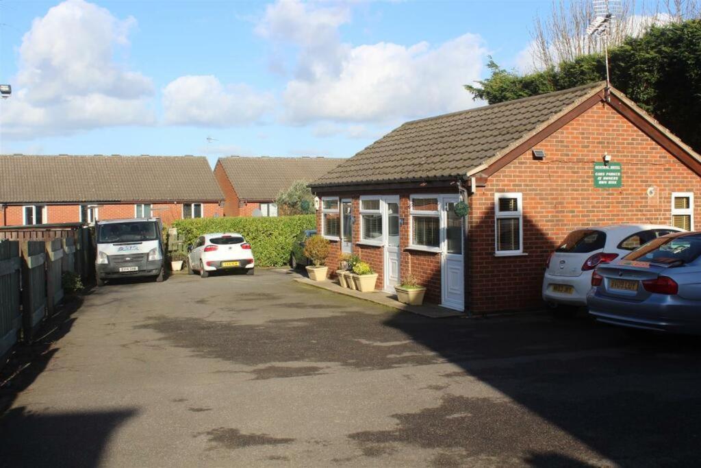 Central Hotel Sutton-in-Ashfield Bagian luar foto