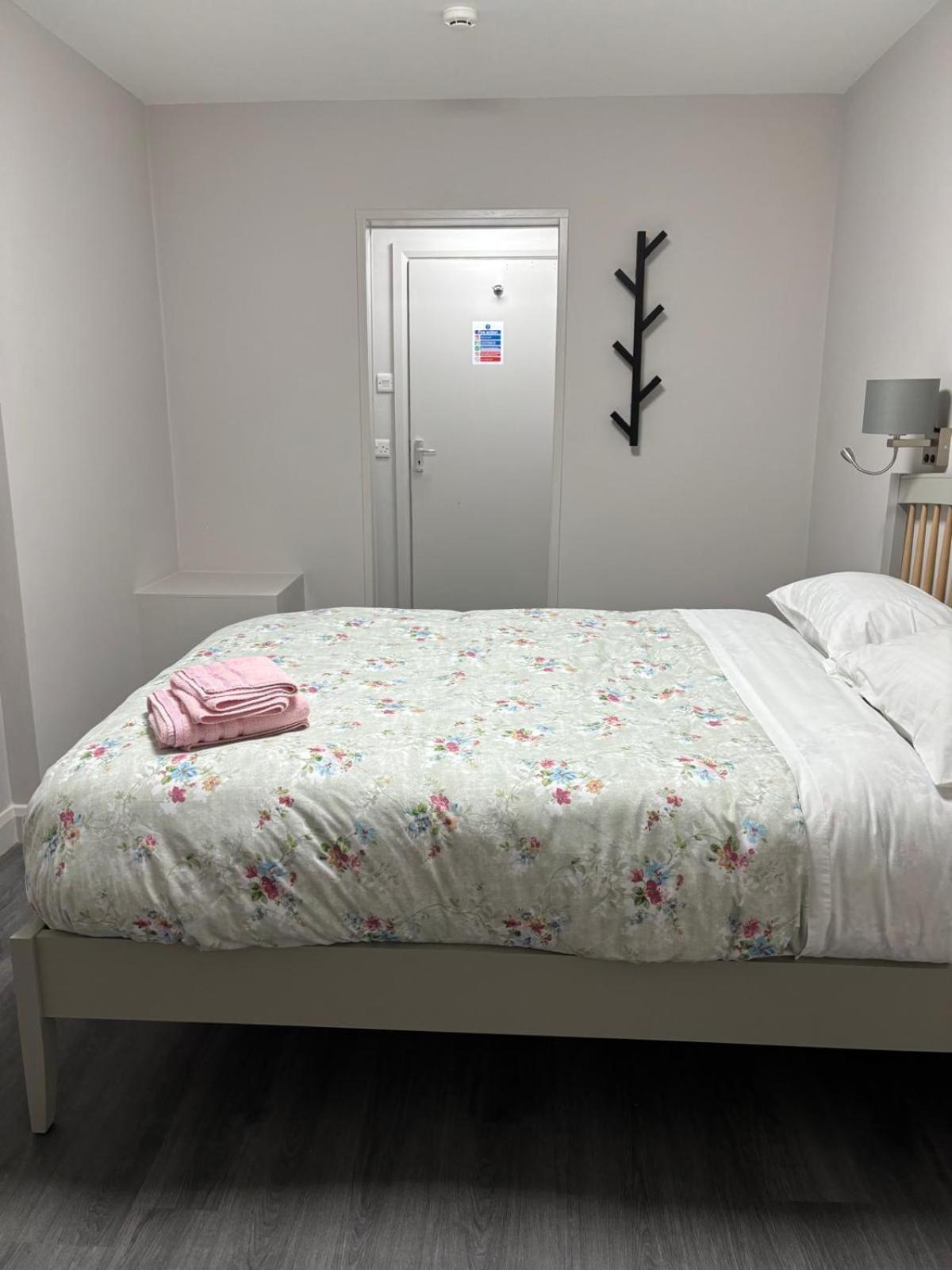 Central Hotel Sutton-in-Ashfield Bagian luar foto
