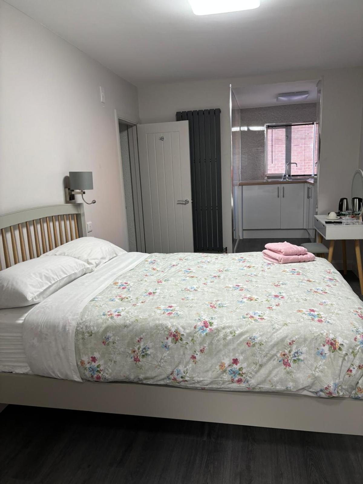Central Hotel Sutton-in-Ashfield Bagian luar foto