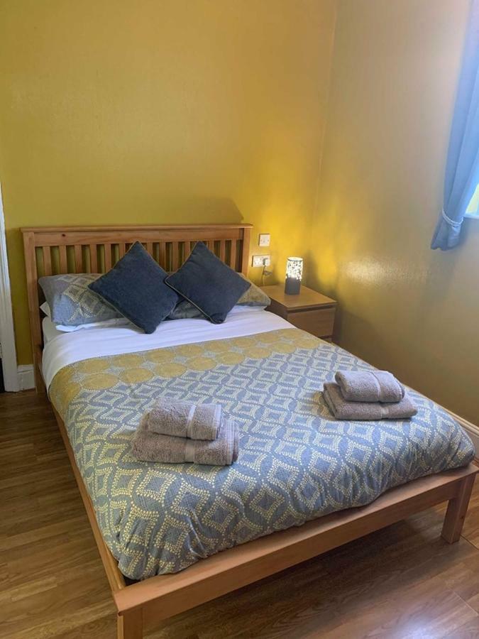 Central Hotel Sutton-in-Ashfield Bagian luar foto